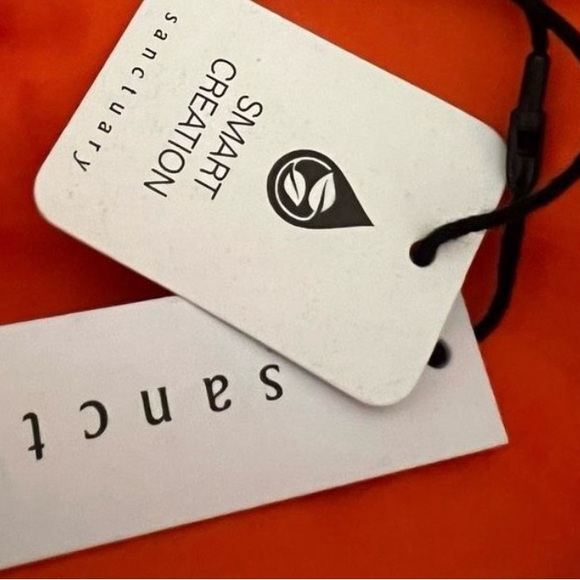 NWT Sanctuary Blouse back slit button down tunic - Picture 2 of 6